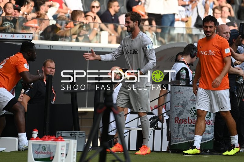 Fußball I Herren und Frauen I Benefitzspiel I Champions of Charity I 24.08.2022