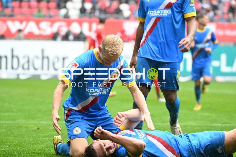 Fußball I Herren I Saison 2022-2023 I 2. Bundesliga I 10. Spieltag I 1. FC Kaiserslautern - Eintracht Braunschweig I 02.10.2022