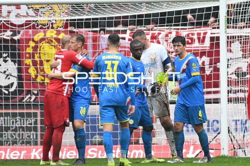 Fußball I Herren I Saison 2022-2023 I 2. Bundesliga I 10. Spieltag I 1. FC Kaiserslautern - Eintracht Braunschweig I 02.10.2022