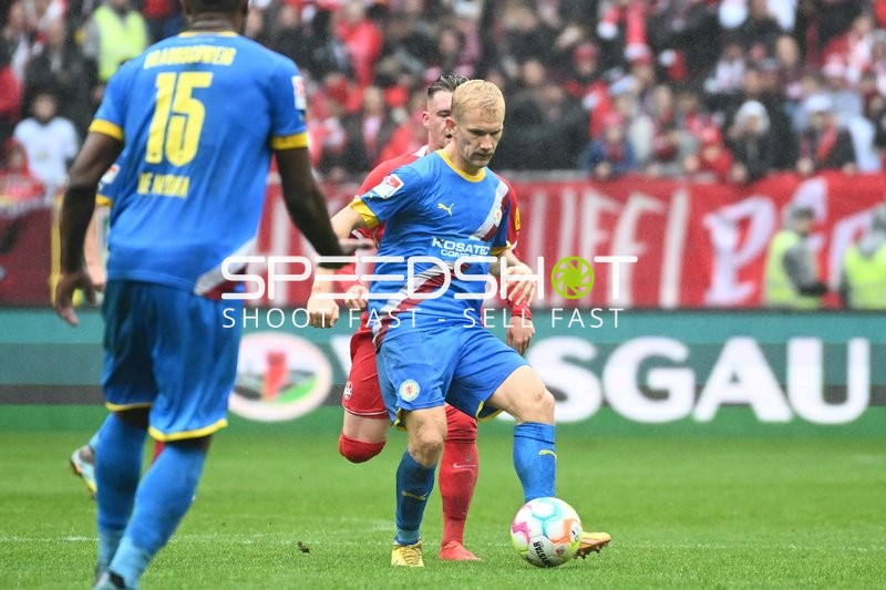 Fußball I Herren I Saison 2022-2023 I 2. Bundesliga I 10. Spieltag I 1. FC Kaiserslautern - Eintracht Braunschweig I 02.10.2022