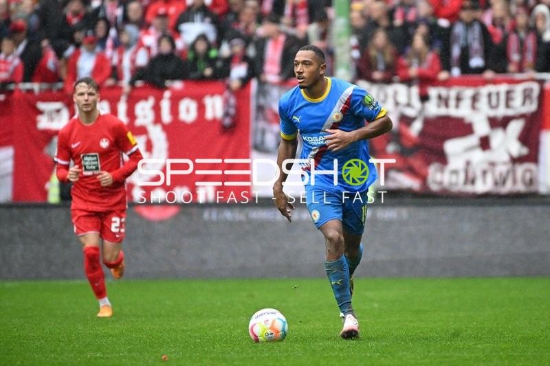 Fußball I Herren I Saison 2022-2023 I 2. Bundesliga I 10. Spieltag I 1. FC Kaiserslautern - Eintracht Braunschweig I 02.10.2022