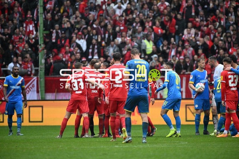 Fußball I Herren I Saison 2022-2023 I 2. Bundesliga I 10. Spieltag I 1. FC Kaiserslautern - Eintracht Braunschweig I 02.10.2022