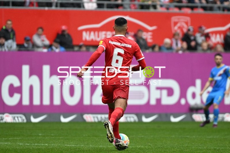 Fußball I Herren I Saison 2022-2023 I 2. Bundesliga I 10. Spieltag I 1. FC Kaiserslautern - Eintracht Braunschweig I 02.10.2022