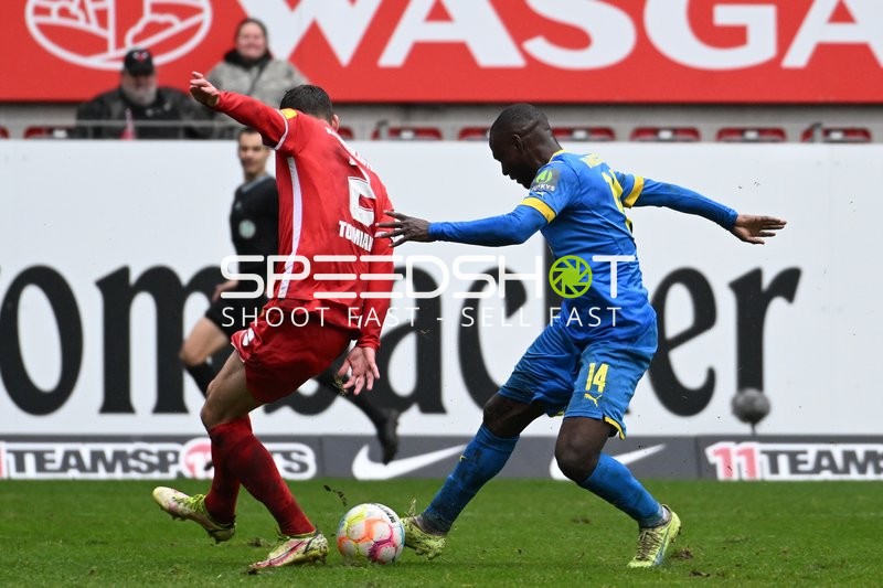 Fußball I Herren I Saison 2022-2023 I 2. Bundesliga I 10. Spieltag I 1. FC Kaiserslautern - Eintracht Braunschweig I 02.10.2022