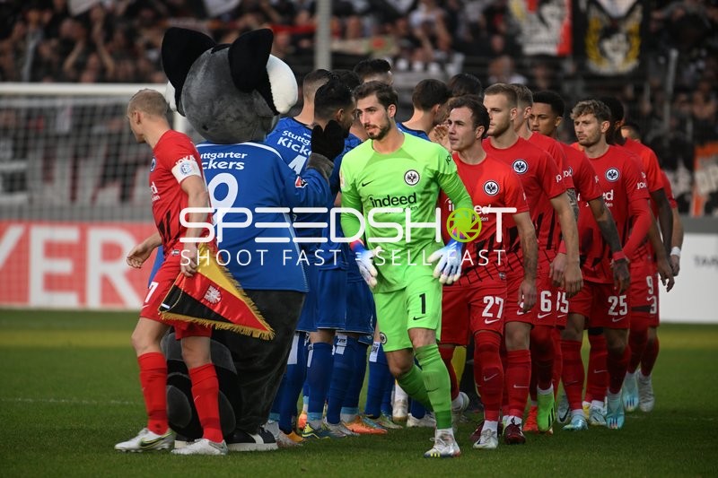 Fußball I Herren I Saison 2022-2023 I DFB-Pokal I 2. Hauptrunde I SV Stuttgarter Kickers - Eintracht Frankfurt I 18.10.2022