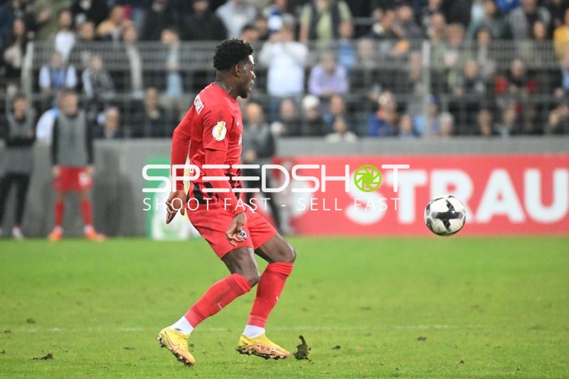 Fußball I Herren I Saison 2022-2023 I DFB-Pokal I 2. Hauptrunde I SV Stuttgarter Kickers - Eintracht Frankfurt I 18.10.2022