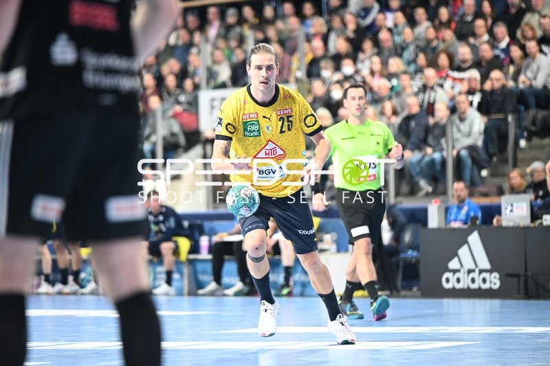 Handball I Herren I Saison 2022-2023 I Liqui Moly Handballbundesliga I 13. Spieltag I HC Erlangen - Rhein-Neckar Löwen I 19.11.2022