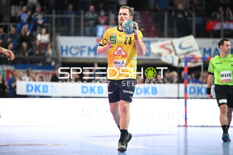 Handball I Herren I Saison 2022-2023 I Liqui Moly Handballbundesliga I 13. Spieltag I HC Erlangen - Rhein-Neckar Löwen I 19.11.2022