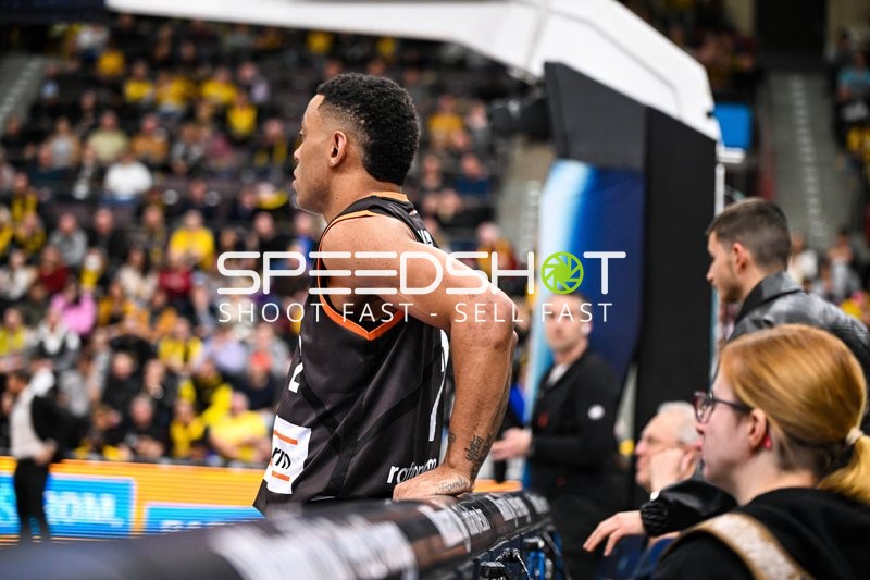 Basketball I Herren I Saison 2022-2023 I easyCredit BBL I 11. Spieltag I MHP Riesen Ludwigsburg - ratiopharm Ulm I 27.12.2022