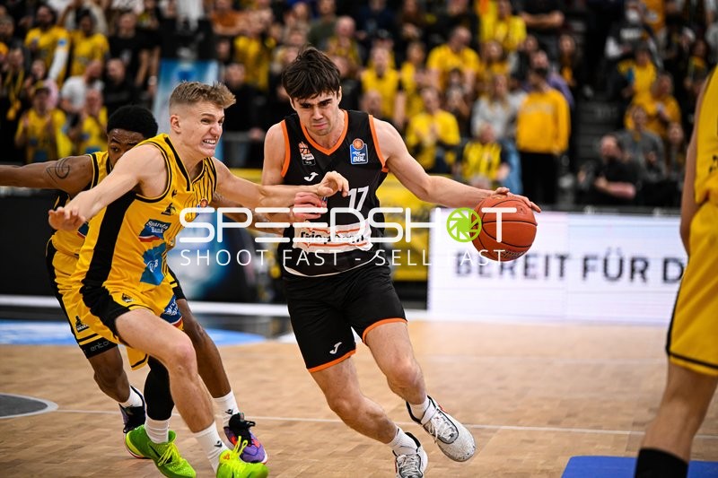 Basketball I Herren I Saison 2022-2023 I easyCredit BBL I 11. Spieltag I MHP Riesen Ludwigsburg - ratiopharm Ulm I 27.12.2022