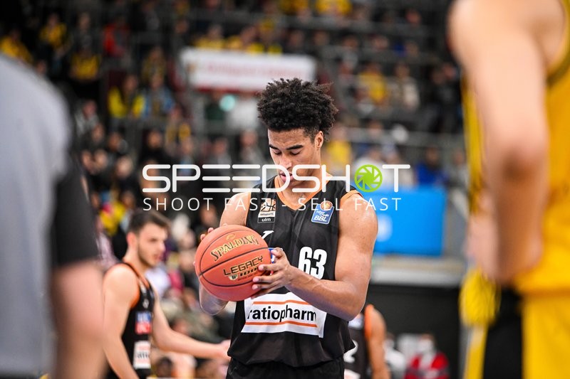 Basketball I Herren I Saison 2022-2023 I easyCredit BBL I 11. Spieltag I MHP Riesen Ludwigsburg - ratiopharm Ulm I 27.12.2022