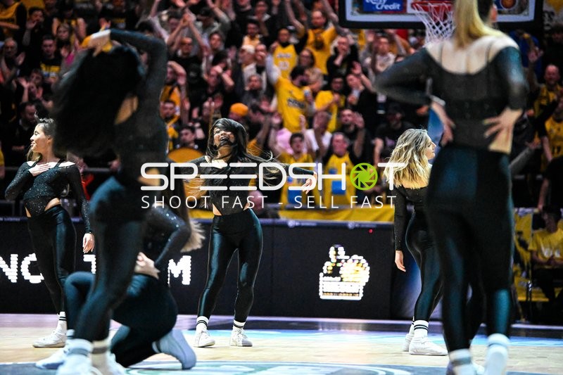 Basketball I Herren I Saison 2022-2023 I easyCredit BBL I 11. Spieltag I MHP Riesen Ludwigsburg - ratiopharm Ulm I 27.12.2022