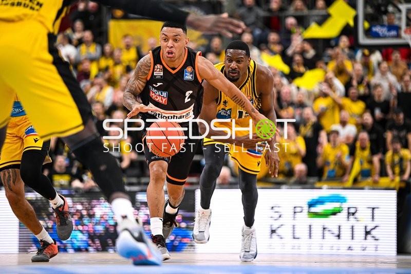 Basketball I Herren I Saison 2022-2023 I easyCredit BBL I 11. Spieltag I MHP Riesen Ludwigsburg - ratiopharm Ulm I 27.12.2022