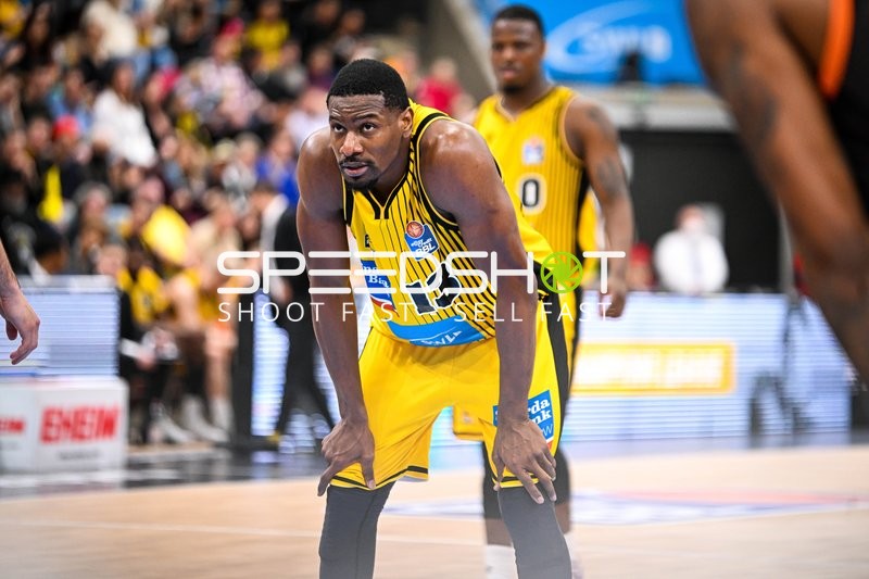 Basketball I Herren I Saison 2022-2023 I easyCredit BBL I 11. Spieltag I MHP Riesen Ludwigsburg - ratiopharm Ulm I 27.12.2022