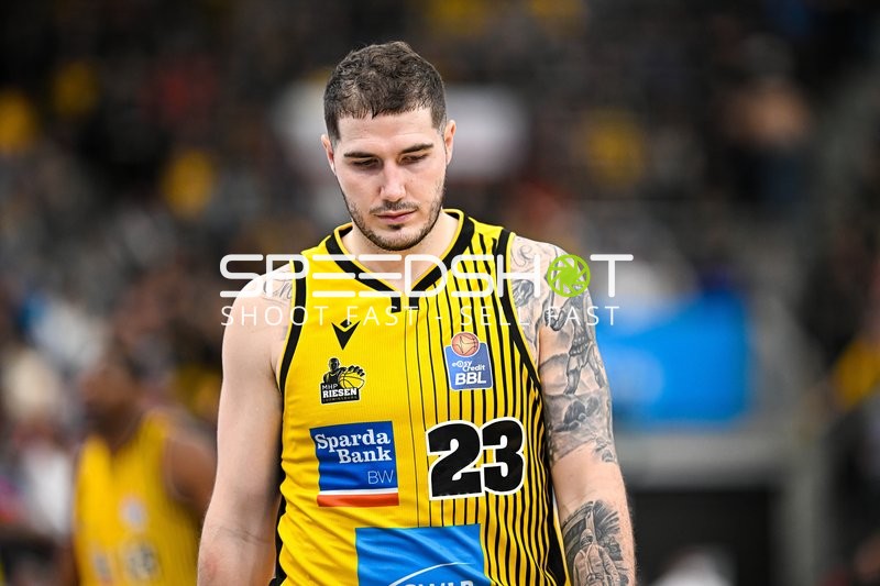 Basketball I Herren I Saison 2022-2023 I easyCredit BBL I 11. Spieltag I MHP Riesen Ludwigsburg - ratiopharm Ulm I 27.12.2022