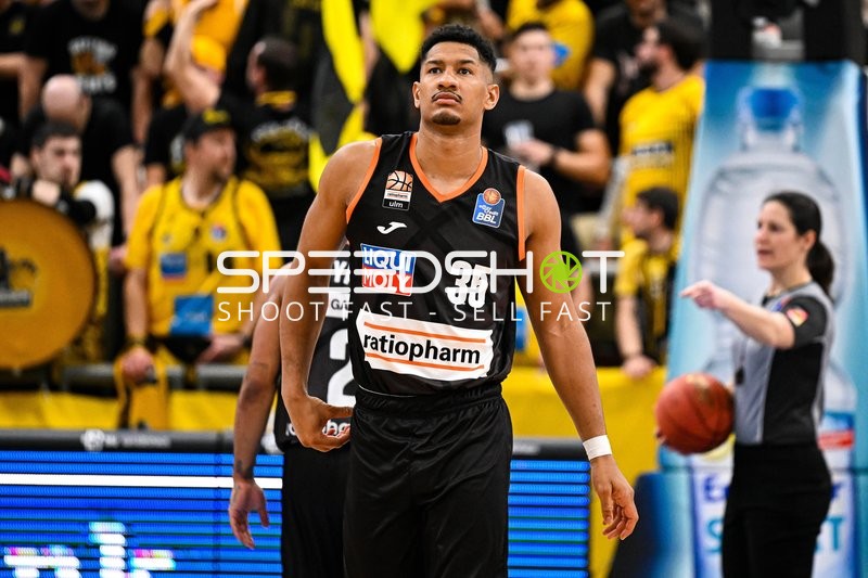 Basketball I Herren I Saison 2022-2023 I easyCredit BBL I 11. Spieltag I MHP Riesen Ludwigsburg - ratiopharm Ulm I 27.12.2022