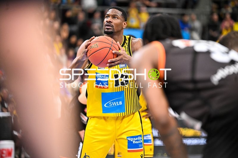 Basketball I Herren I Saison 2022-2023 I easyCredit BBL I 11. Spieltag I MHP Riesen Ludwigsburg - ratiopharm Ulm I 27.12.2022