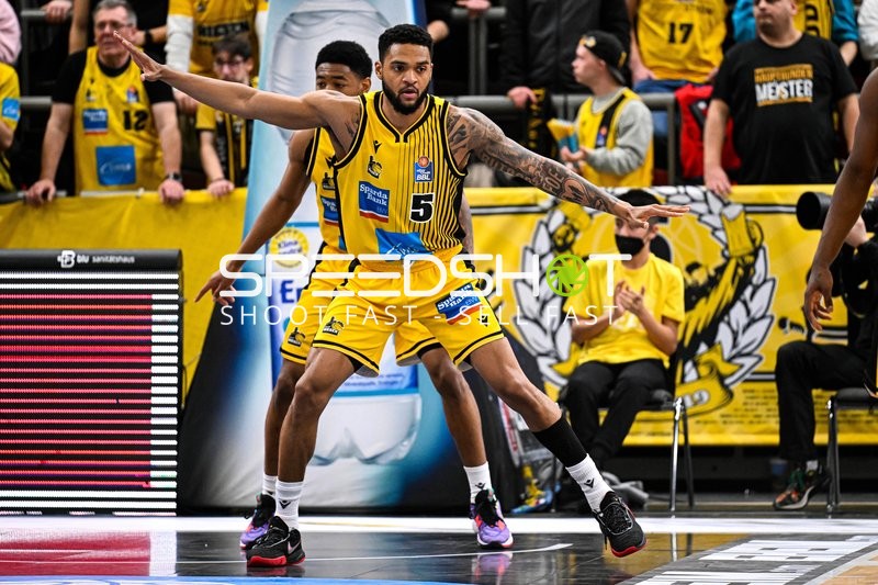 Basketball I Herren I Saison 2022-2023 I easyCredit BBL I 11. Spieltag I MHP Riesen Ludwigsburg - ratiopharm Ulm I 27.12.2022