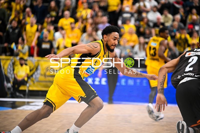 Basketball I Herren I Saison 2022-2023 I easyCredit BBL I 11. Spieltag I MHP Riesen Ludwigsburg - ratiopharm Ulm I 27.12.2022