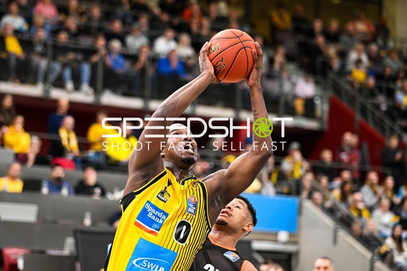 Basketball I Herren I Saison 2022-2023 I easyCredit BBL I 11. Spieltag I MHP Riesen Ludwigsburg - ratiopharm Ulm I 27.12.2022