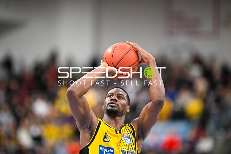 Basketball I Herren I Saison 2022-2023 I easyCredit BBL I 11. Spieltag I MHP Riesen Ludwigsburg - ratiopharm Ulm I 27.12.2022