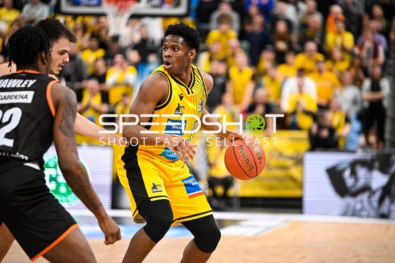 Basketball I Herren I Saison 2022-2023 I easyCredit BBL I 11. Spieltag I MHP Riesen Ludwigsburg - ratiopharm Ulm I 27.12.2022