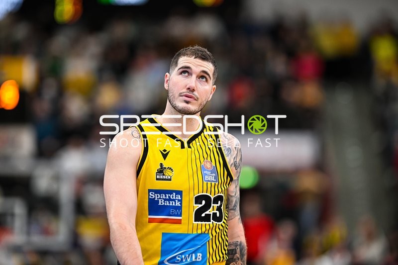 Basketball I Herren I Saison 2022-2023 I easyCredit BBL I 11. Spieltag I MHP Riesen Ludwigsburg - ratiopharm Ulm I 27.12.2022