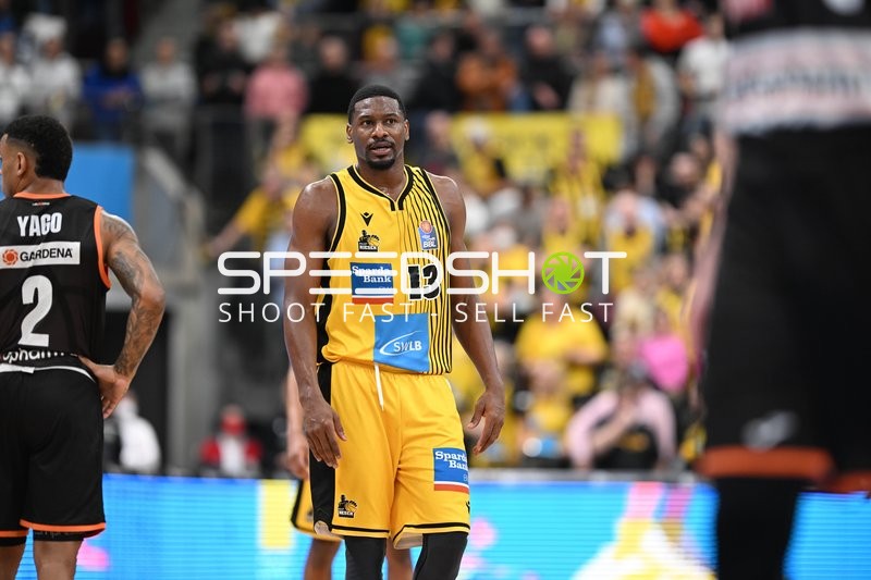 Basketball I Herren I Saison 2022-2023 I easyCredit BBL I 11. Spieltag I MHP Riesen Ludwigsburg - ratiopharm Ulm I 27.12.2022