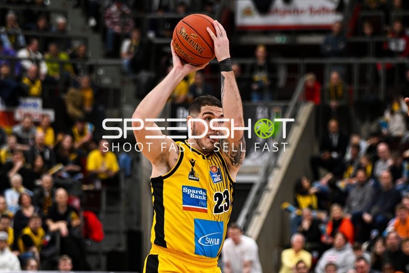 Basketball I Herren I Saison 2022-2023 I easyCredit BBL I 11. Spieltag I MHP Riesen Ludwigsburg - ratiopharm Ulm I 27.12.2022