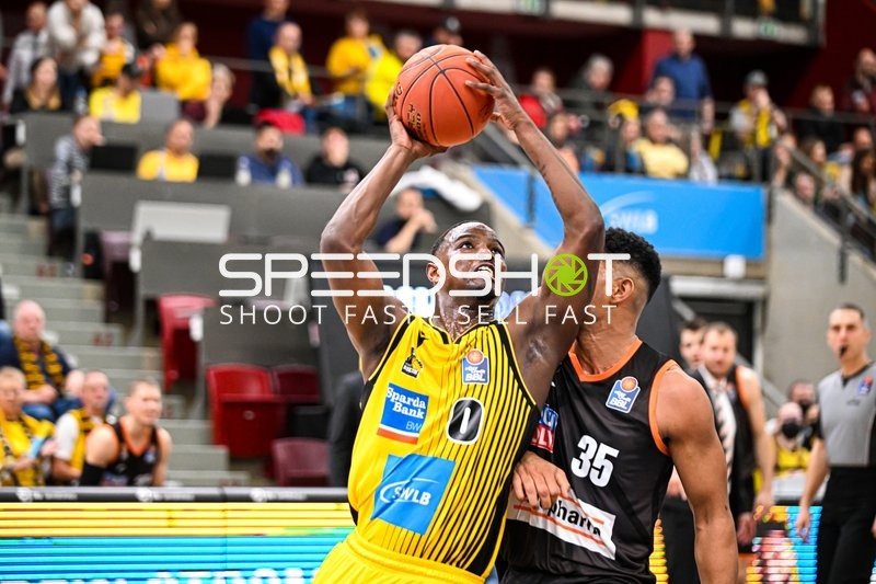 Basketball I Herren I Saison 2022-2023 I easyCredit BBL I 11. Spieltag I MHP Riesen Ludwigsburg - ratiopharm Ulm I 27.12.2022