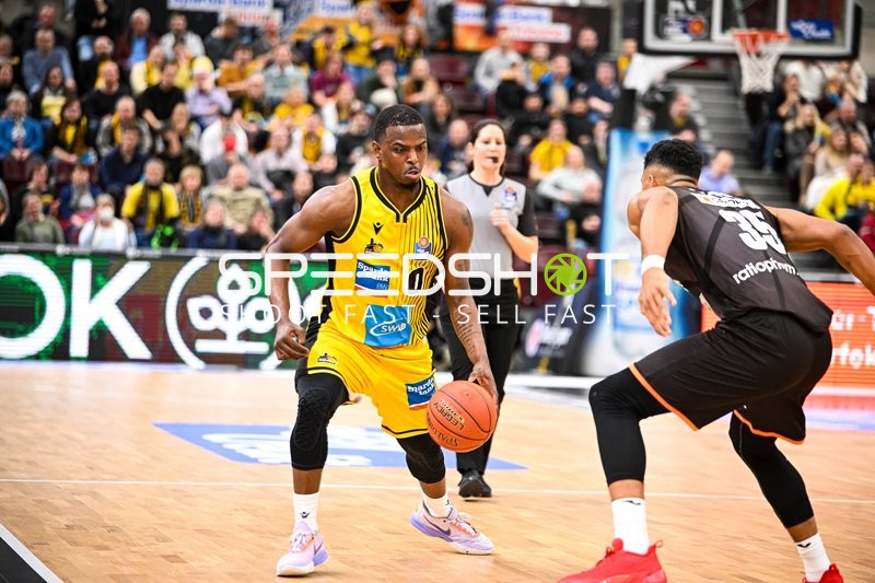 Basketball I Herren I Saison 2022-2023 I easyCredit BBL I 11. Spieltag I MHP Riesen Ludwigsburg - ratiopharm Ulm I 27.12.2022