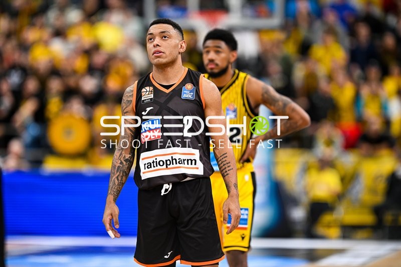 Basketball I Herren I Saison 2022-2023 I easyCredit BBL I 11. Spieltag I MHP Riesen Ludwigsburg - ratiopharm Ulm I 27.12.2022