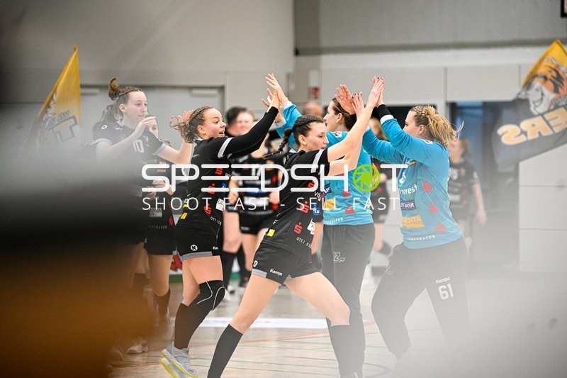 Handball I Frauen I Saison 2022-2023 I 1. HBF I 11. Spieltag I VfL Waiblingen - Buxtehuder SV I 07.01.2023