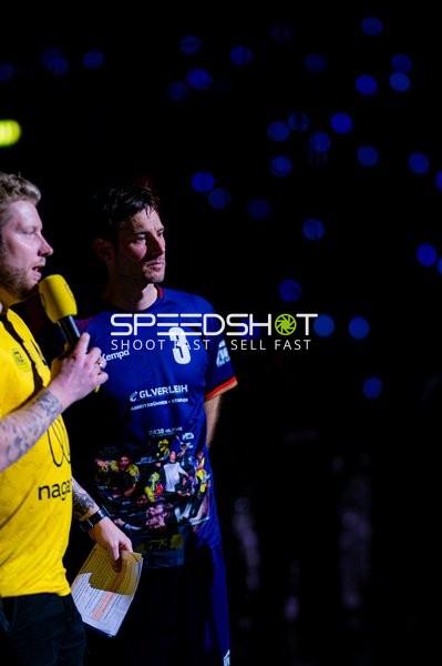 Uwe Gensheimer wird vom Moderator vorgestellt.