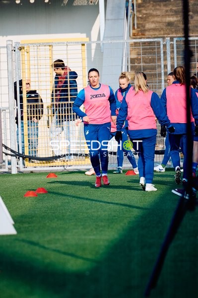 TSG Hoffenheim vs FC Bayern Frauen - 09.02.2025 -14:00 Uhr