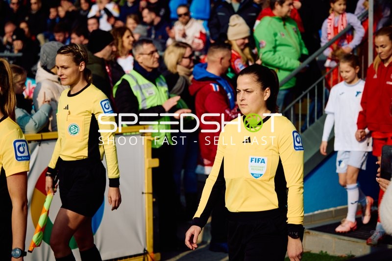 TSG Hoffenheim vs FC Bayern Frauen - 09.02.2025 -14:00 Uhr