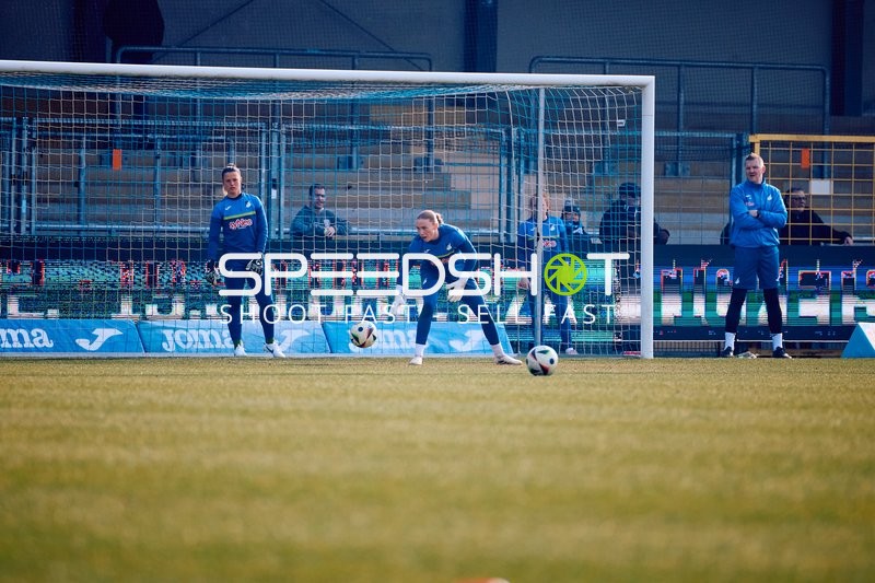 TSG Hoffenheim vs FC Bayern Frauen - 09.02.2025 -14:00 Uhr