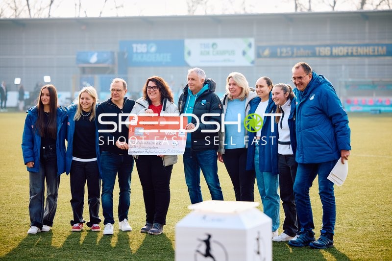 TSG Hoffenheim vs FC Bayern Frauen - 09.02.2025 -14:00 Uhr