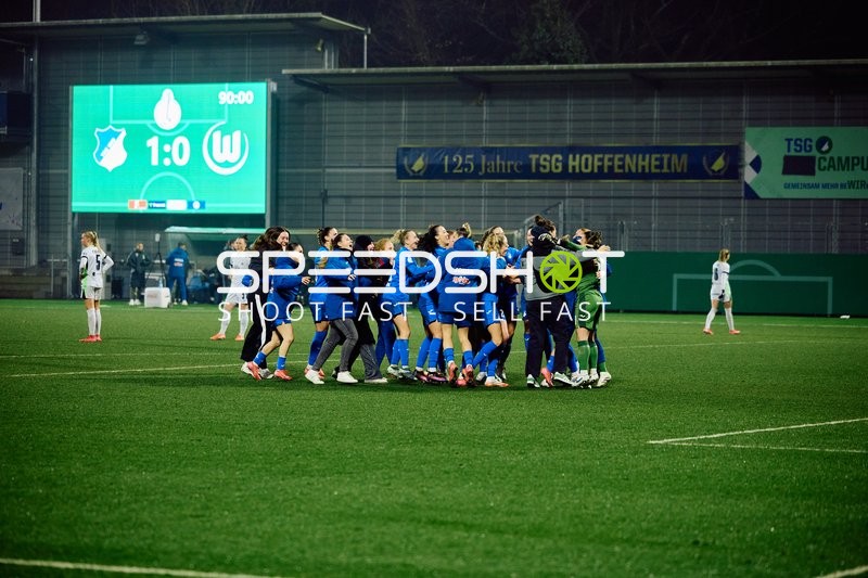 DFB Pokal TSG Hoffenheim Frauen vs Vfl Wolfsburg