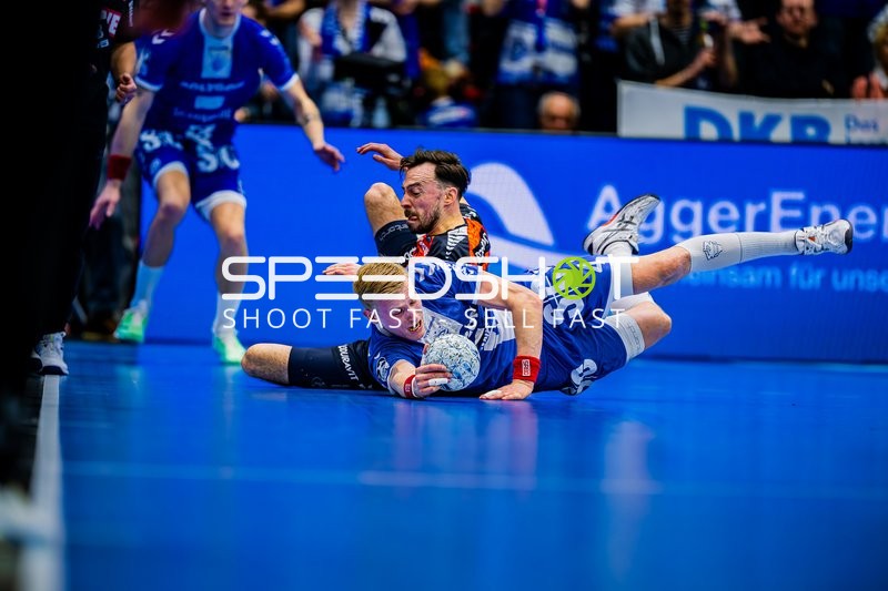 Zweikampf um den Ball