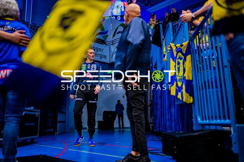 Einlaufen der Spieler