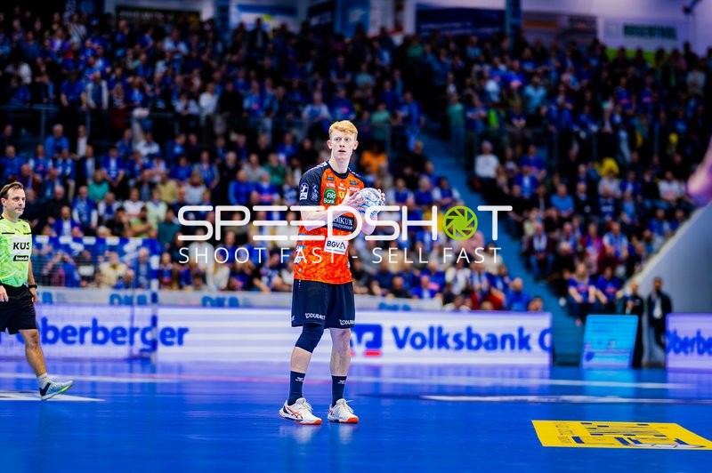 Spieler bereitet sich auf einen Freiwurf vor