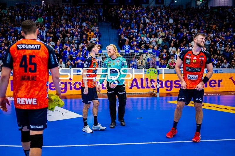 Spielbesprechung während der Auszeit