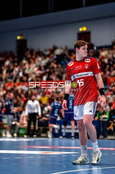 Spieler von HSVH Hamburg wartet auf den Anpfiff.