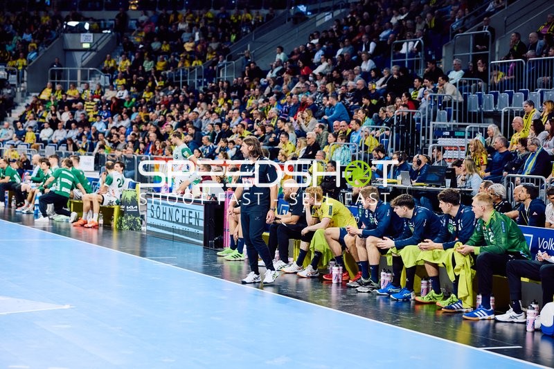 Spieler auf der Ersatzbank