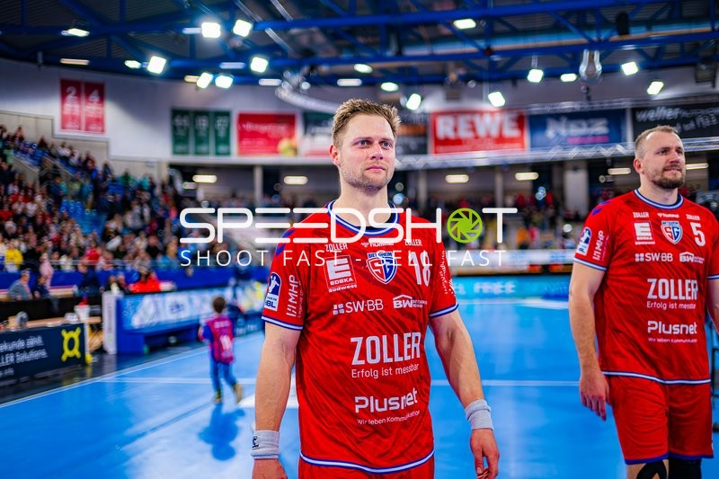 Spieler verlassen das Spielfeld