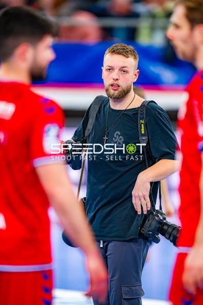 Fotograf auf dem Spielfeld