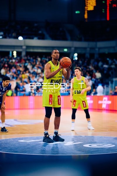 MLP Academic vs EWE Baskets Oldenburg - SNP DOME Heidelberg - 15:00 Uhr