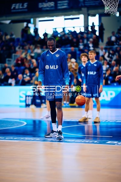 MLP Academic vs EWE Baskets Oldenburg - SNP DOME Heidelberg - 15:00 Uhr