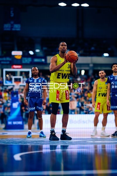 MLP Academic vs EWE Baskets Oldenburg - SNP DOME Heidelberg - 15:00 Uhr